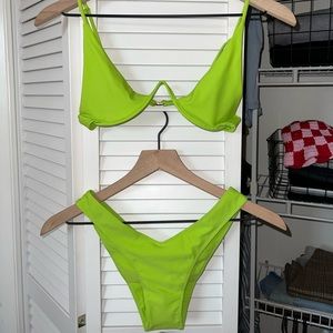 Bamba Lime Green Triangle V-wire Bikini Set (M but fits like an XS, S)